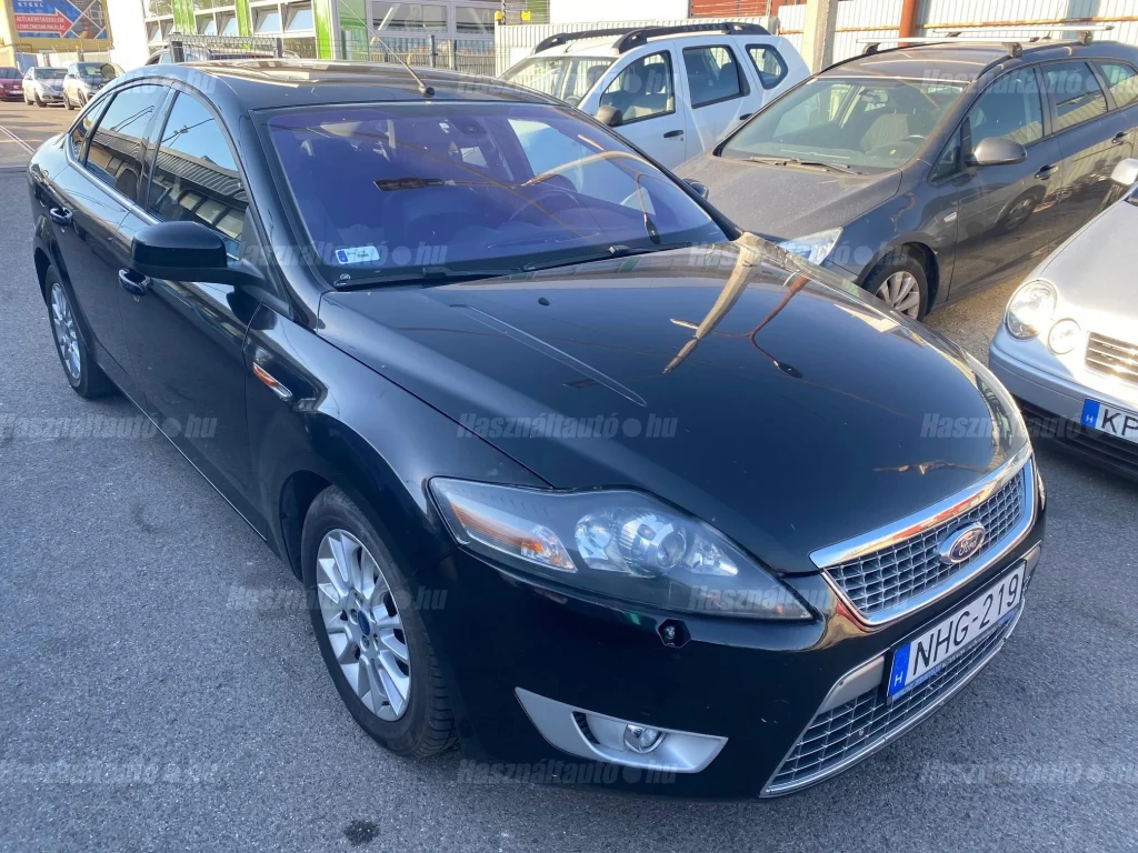 FORD MONDEO 2.3 Ghia (Automata) TÉLI-NYÁRI KERÉK! VONÓHOROG!