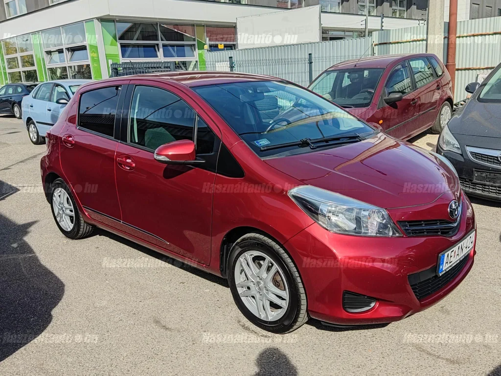 TOYOTA YARIS 1.33 Active FRISS SZERVIZ!
